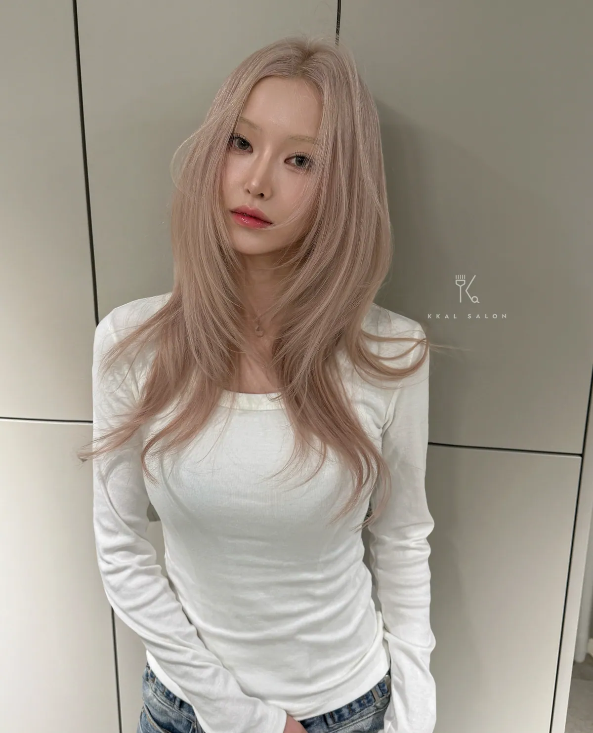롱 헤어 트렌드 컬러 · 깔살롱 압구정로데오점
